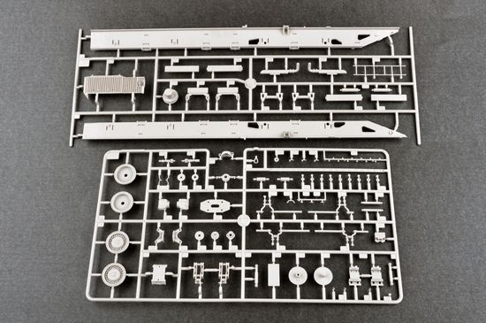 Сборная модель 1/35 ЗРК С-300 (экспортный) (48N6E of 5P85S TEL S-300PMU SA-10 Grumble) Trumpeter 01038 TR01038 фото