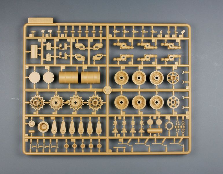 Сборная модель 1/35 Танка Леклерк ОБТ XXI Тайгер Модел 4655 TM4655 фото