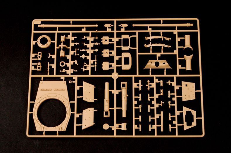 Немецкий тяжелый танк 1/35 VK 45.02 (P) Hintern HobbyBoss 82445, сборная модель танка Хоббибос HB82445 фото