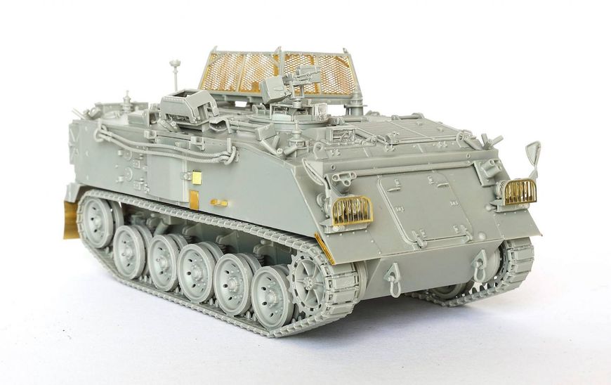 Сборная модель Бронетранспортёр 1/35 British APC FV432 Mk.2/1 Таком 2066 2066 фото