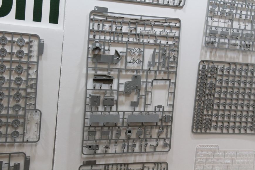 Сборная модель Бронетранспортёр 1/35 British APC FV432 Mk.2/1 Таком 2066 2066 фото