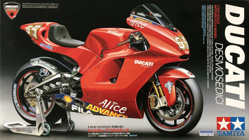 Італійський мотоцикл 1/12 Ducati Desmosedici MotoGP 2004 Tamiya 14101 , збірна модель Дукаті Десмоседічі Тамія TAM14101 фото