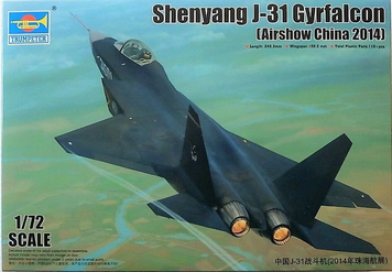 Китайский истребитель 1/72 Shenyang J-31 Gyrfalcon Trumpeter 01666 , сборная модель истребитель Трумпетер TR01666 фото