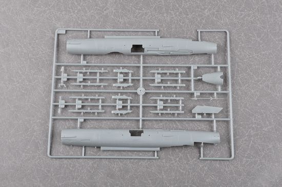 Китайський винищувач 1/48 Chengdu J-7G Fighter Trumpeter 02861 , збірна модель винищувач Ченгду Трумпетер TR02861 фото