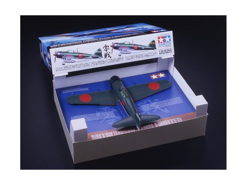 Японський винищувач 1/32 Mitsubishi A6M5 Zero Model 52 Tamiya 60318 , збірна модель літака Зеро Тамія TAM60318 фото