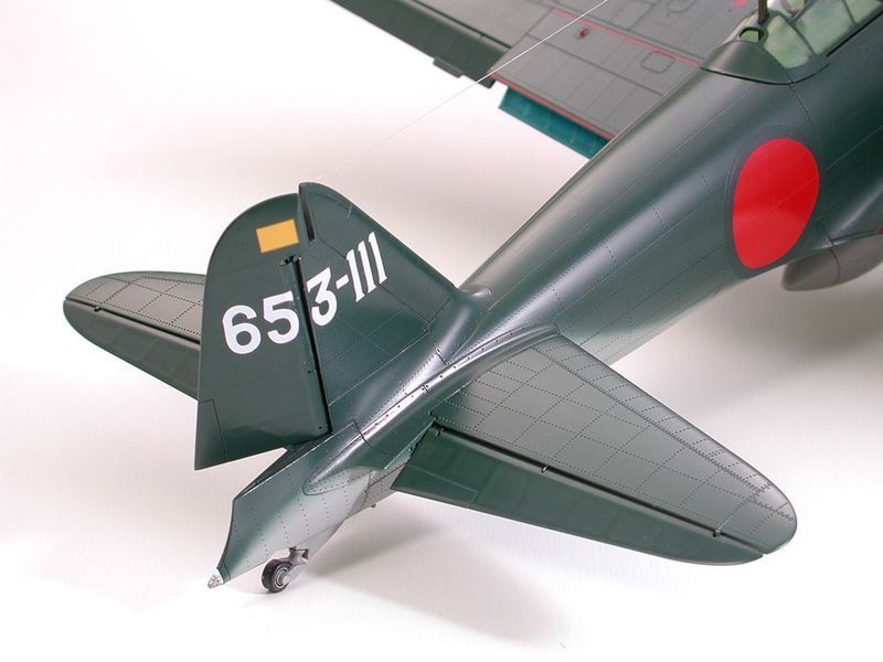 Японський винищувач 1/32 Mitsubishi A6M5 Zero Model 52 Tamiya 60318 , збірна модель літака Зеро Тамія TAM60318 фото