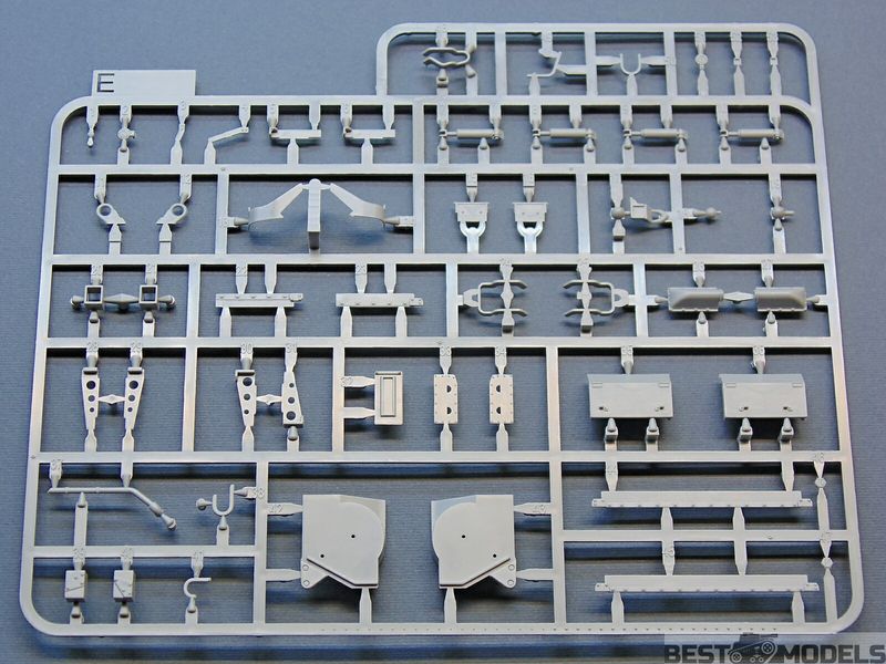 Збірна модель Танк 1/35 US Medium Tank M47 E/M Patton II Takom 2072 2072 фото