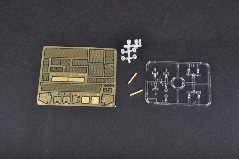 Японская зенитная самоходная установка 1/35 JGSDF Type 87 AW Trumpeter 01599 , сборная модель сзу Трумпетер TR01599 фото