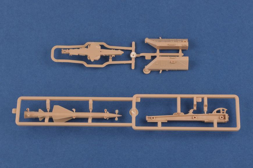 Советский зенитно-ракетный комплекс 1/72 С-75 "Двина" (Sam-2) HobbyBoss 82933 , сборная модель ЗРК Хоббибос HB82933 фото