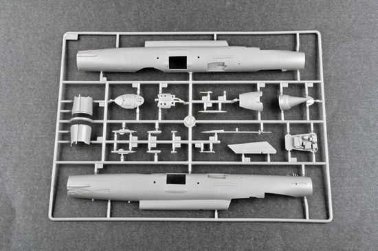 Китайский истребитель 1/48 Chengdu J-7C/J-7D Fighter Trumpeter 02864 , сборная модель истребитель Трумпетер TR02864 фото