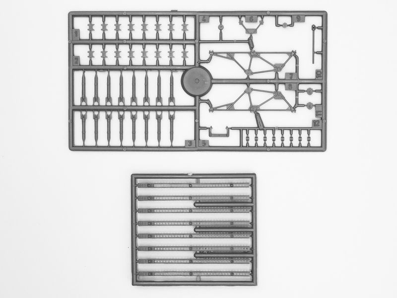 Збірна модель ICM 1/72 БМ-13-16 "Катюша", реактивна система залпового вогню (72571) ICM72571 фото