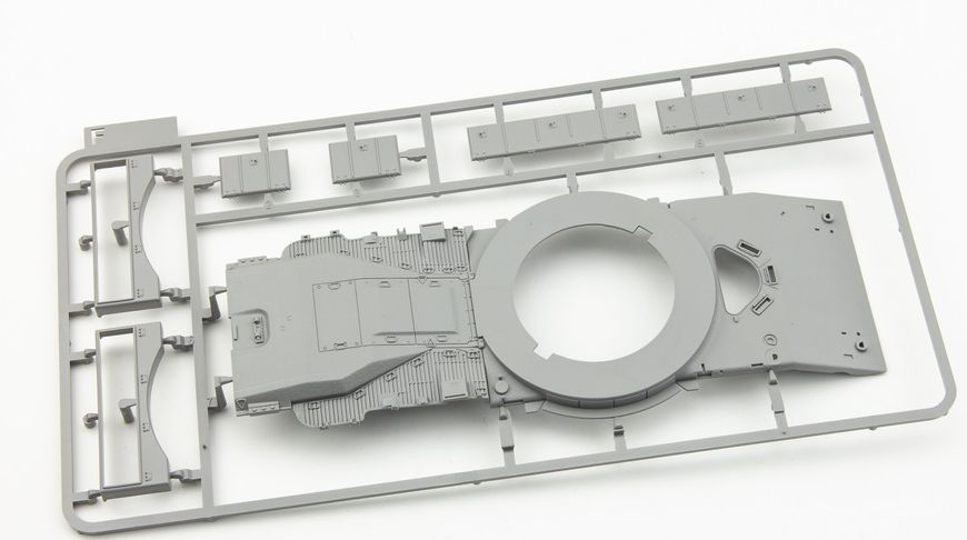 Збірна модель Танк 1/35 R.O.C.ARMY CM-11 (M-48H) Brave Tiger MBT Takom 2090 2090 фото