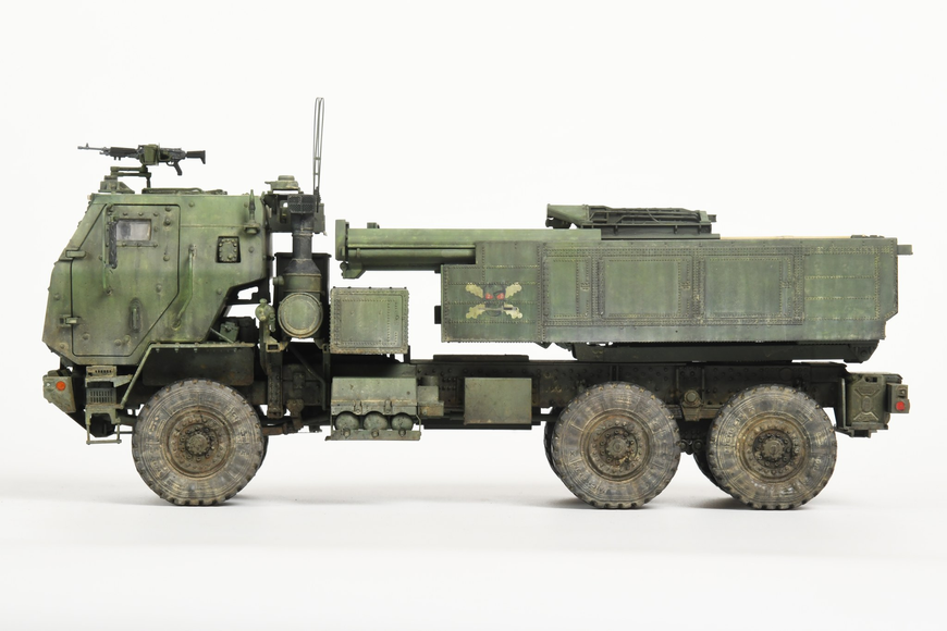 Американская РСЗО 1/35 M142 HIMARS GMRLS Foreart 5001 , сборная модель Хаймарс Форарт FA5001 фото