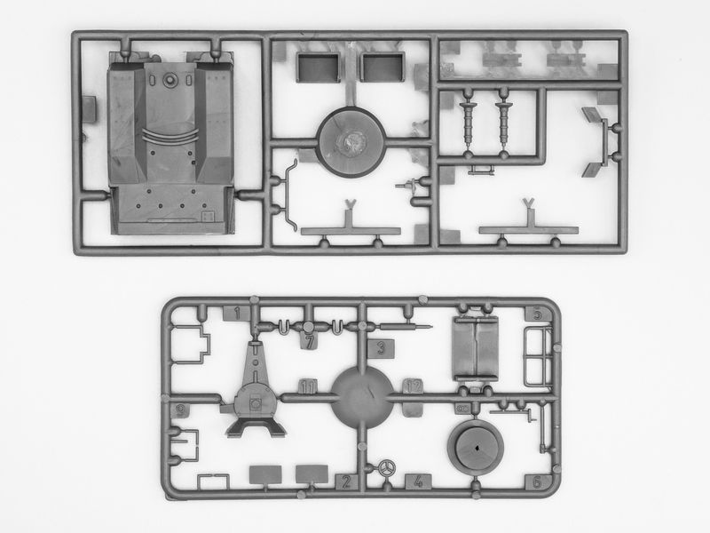 Сборная модель ICM 1/72 БМ-14-16, реактивная система залпового огня 72581 ICM72581 фото