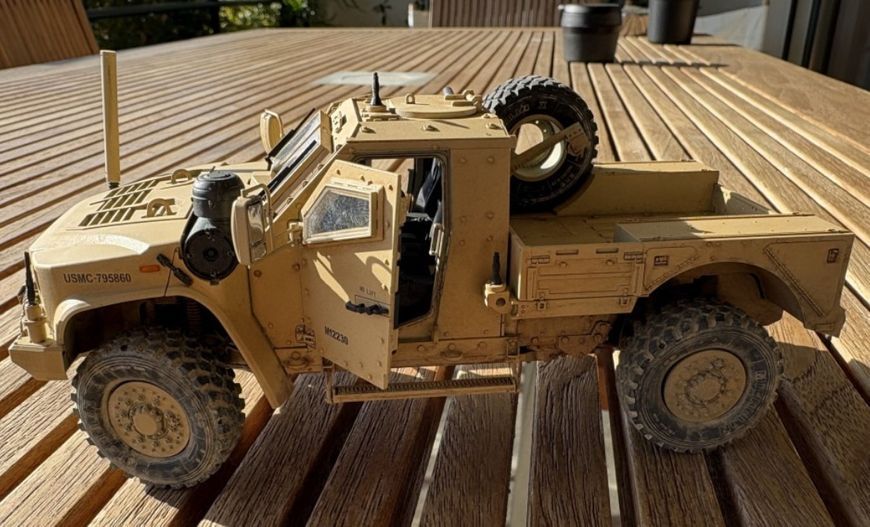 Збірна модель 1/35 американський тактичний бронеавтомобіль M1279 Rye Field Model RFM 5116 RM-5116 фото