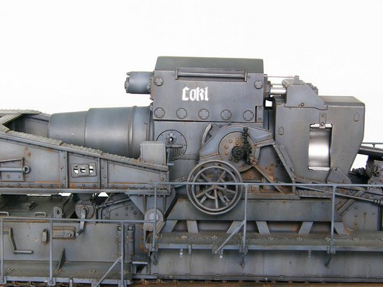 Німецька самохідна мортира 1/35 M&ouml;rser Karl Ger&auml;t 041 Trumpeter 00209 , збірна модель мортира Трумпетер TR00209 фото