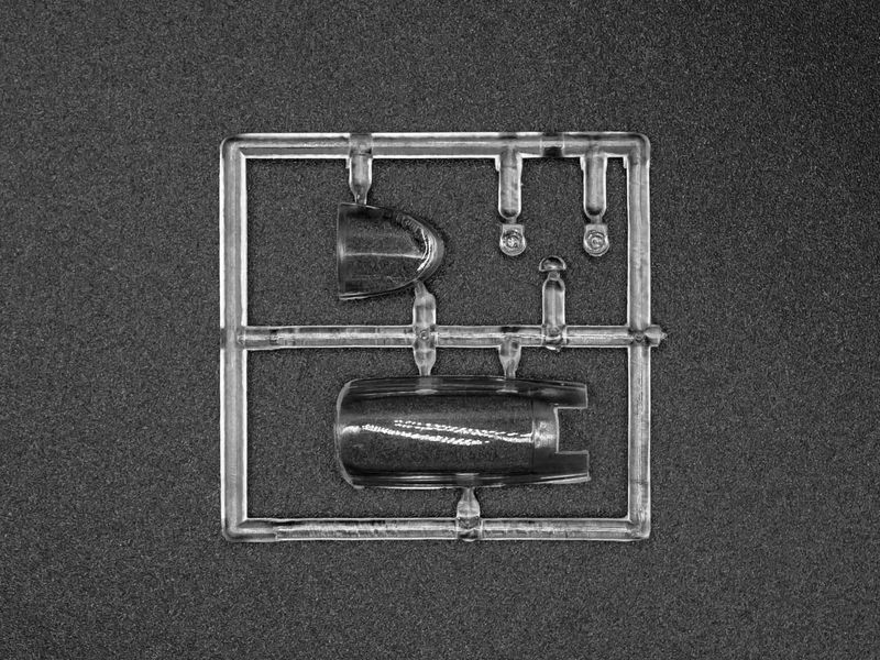 Збірна модель ICM 1/72 "Мисливець за РЛС", МіГ-29 “9-13” український винищувач з ракетами HARM (72143) ICM72143 фото