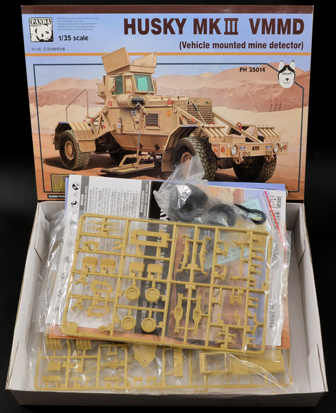 Южно-Африканский противоминный бронеавтомобиль 1/35 Husky VMMD Mk.III Panda Hobby PH35014 , сборная модель PH35014 фото