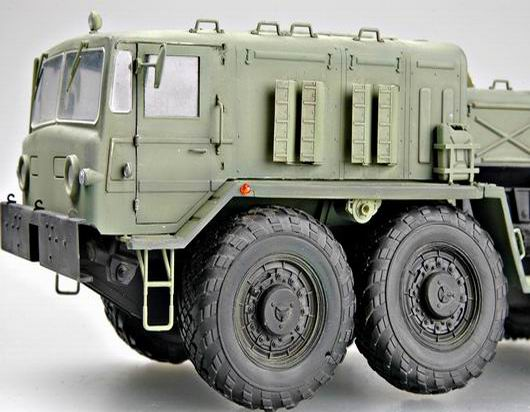 Радянський тягач з причепом 1/35 МАЗ-537Г & ЧМЗАП-5247Г Trumpeter 00211 , збірна модель тягач Трумпетер TR00211 фото