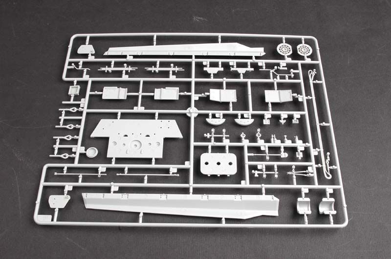 Немецкая самоходная зенитная установка 1/35 E-50 Flakpanzer Trumpeter 01537 , сборная модель Флак Трумпетер TR01537 фото