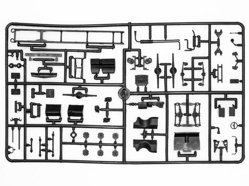 Збірна модель ICM 1/72 БМ-21 "Град", РСЗО Збройних сил України (72707) ICM72707 фото