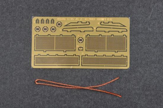 Збірна модель 1/35 радянський важкий танк ІС-7 (Soviet JS-7 Heavy Tank) Trumpeter 05586 TR05586 фото