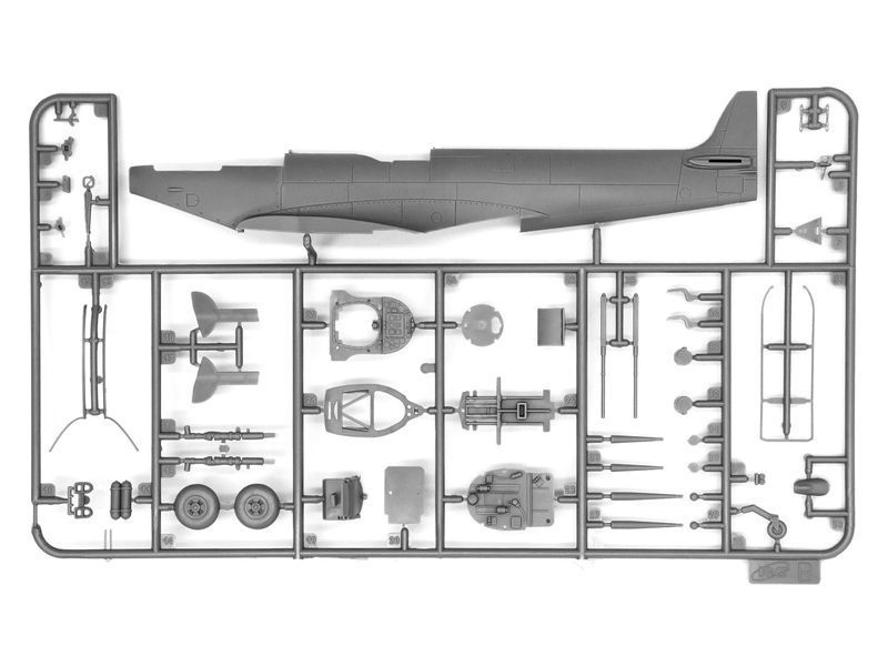 Збірна модель ICM 1/48 Спітфайр Mk.IXC &laquo;Постачання пива&raquo;, Британський винищувач 2 Світовой Війни (48060) ICM48060 фото