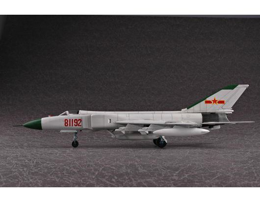 Китайський винищувач 1/72 Shenyang F-8II (J-8II) Finback-B Trumpeter 01610 , збірна модель винищувач Трумпетер TR01610 фото