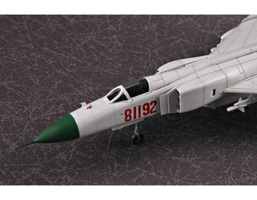 Китайський винищувач 1/72 Shenyang F-8II (J-8II) Finback-B Trumpeter 01610 , збірна модель винищувач Трумпетер TR01610 фото