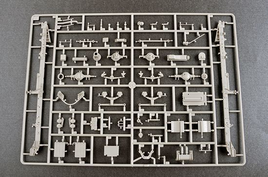 Американский тягач с полуприцепом 1/35 M920 & M870A1 Trumpeter 01078 , сборная модель тягач Трумпетер TR01078 фото