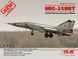 Збірна модель ICM 1/72 MіГ-25 РБТ, Радянський літак-розвідник (72172) ICM72172 фото 2