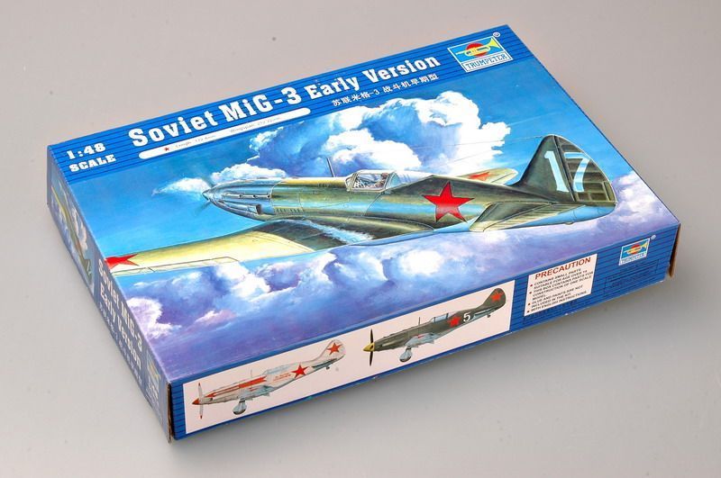 Советский истребитель 1/48 МиГ-3 ранний Trumpeter 02830 , сборная модель перехватчик Трумпетер TR02830 фото