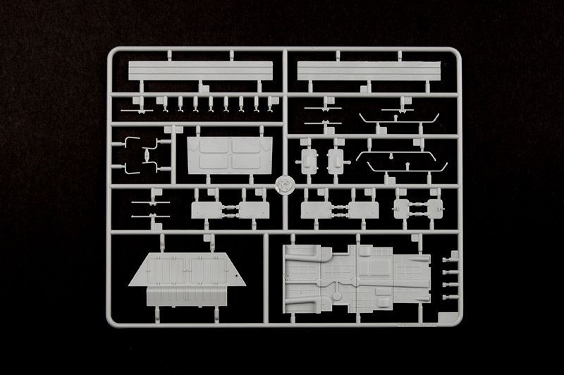Советский бронетранспортер 1/35 БТР-60П Trumpeter 01542 , сборная модель бтр Трумпетер TR01542 фото