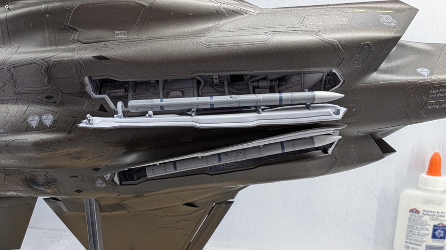 Американский истребитель 1/48 F-35A Lightning II Tamiya 61124 , сборная модель самолета Тамия TAM61124 фото