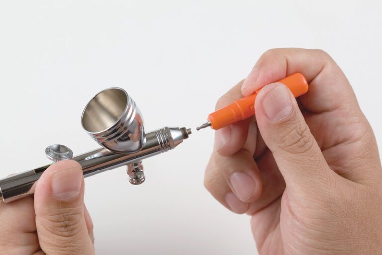 Набор для ухода за аэрографом Mr. Airbrush Maintenance Set Mr.Hobby PS991 PS991 фото