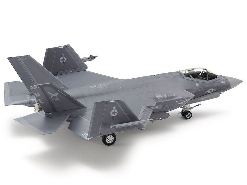 Американський винищувач 1/48 F-35C Lightning II Tamiya 61127 , збірна модель літака Тамія TAM61127 фото