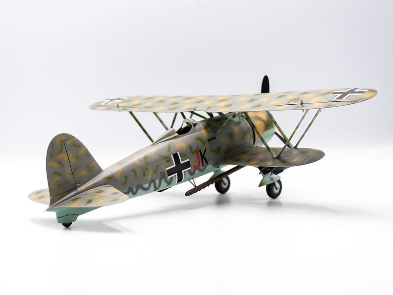 Сборная модель ICM 1/32 CR. 42 LW, Штурмовой самолет ВВС Германии II СВ 32021 ICM32021 фото