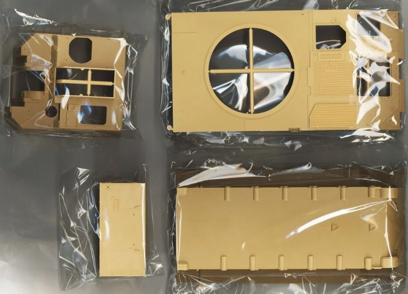 Збірна модель 1/35 американська самохідна артилерійська установка Паладін M109A7 155 мм з робочими траками Rye Field Model RFM 5129 RM-5129 фото