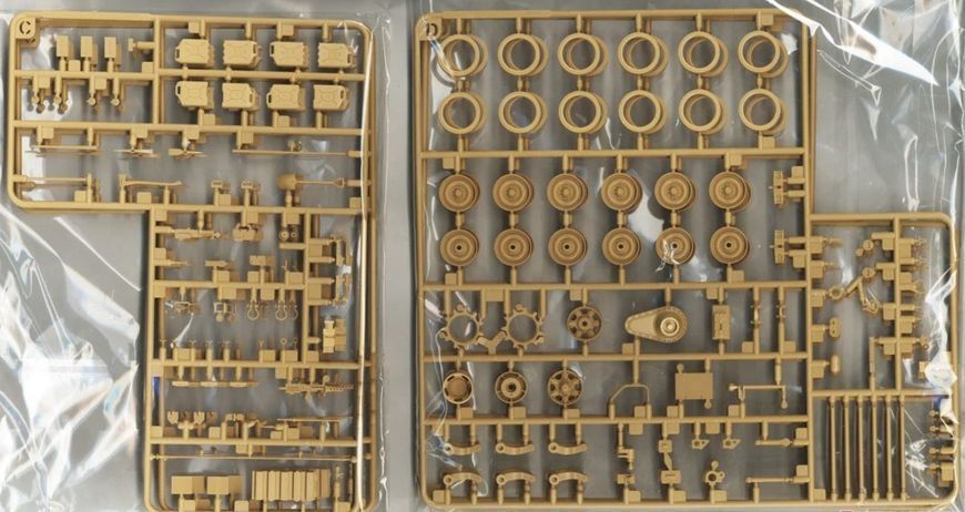 Збірна модель 1/35 американська самохідна артилерійська установка Паладін M109A7 155 мм з робочими траками Rye Field Model RFM 5129 RM-5129 фото