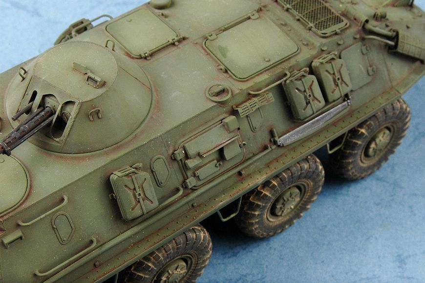 Советский бронетранспортер 1/35 БТР-60ПБ Trumpeter 01544 , сборная модель бтр Трумпетер TR01544 фото
