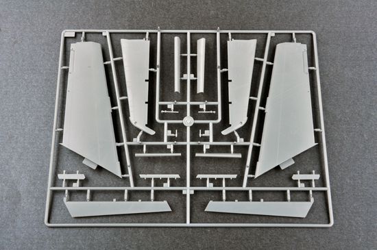 Американский самолет радиоэлектронной борьбы 1/48 Douglas ERA-3B Skywarrior Trumpeter 02873 , сборная модель TR02873 фото
