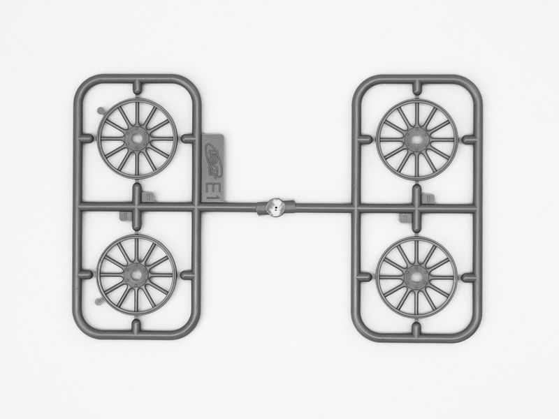 Сборная модель ICM 1/24 Model T Roadster 1913 г., американский пассажирский автомобиль 24001 ICM24001 фото