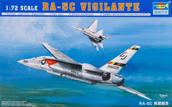 Американский палубный разведчик 1/72 North American RA-5C Vigilante Trumpeter 01616 , сборная модель разведчик TR01616 фото