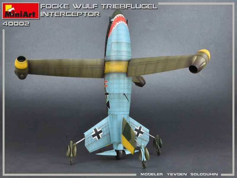 Німецький дослідний перехоплювач 1/35 Focke-Wulf Triebfl&uuml;gel MiniArt 40002 , збірна модель Трібфлюгель Мініарт MA40002 фото