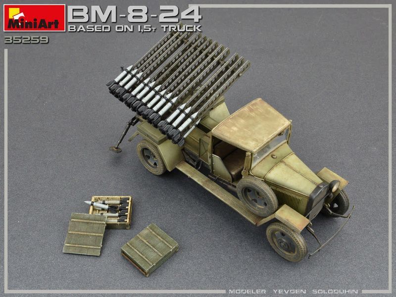 Радянська реактивна система залпового вогню 1/35 БМ-8-24 на базі ГАЗ-ММ MiniArt 35259 , збірна модель Мініарт MA35259 фото