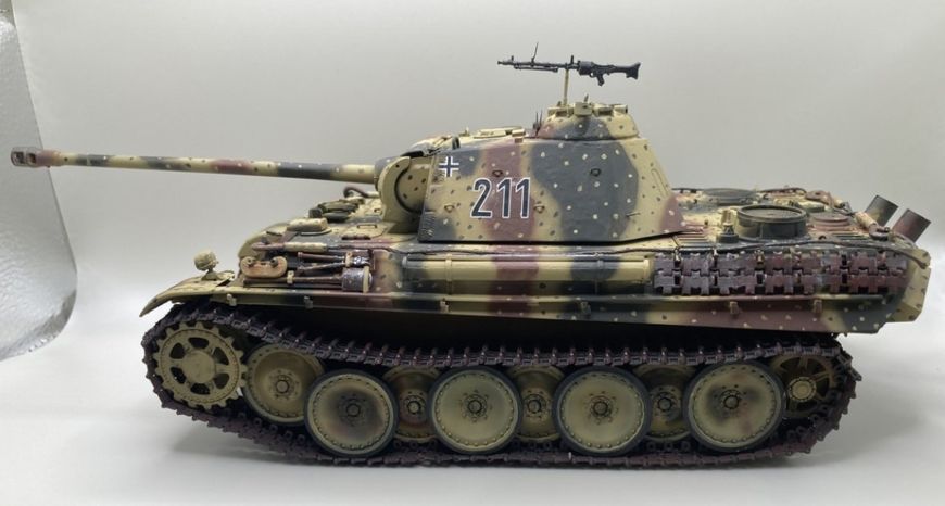 Збірна модель 1/35 німецький танк Пантера AUSF.G ранній/пізній Rye Field Model RFM 5018 RM-5018 фото
