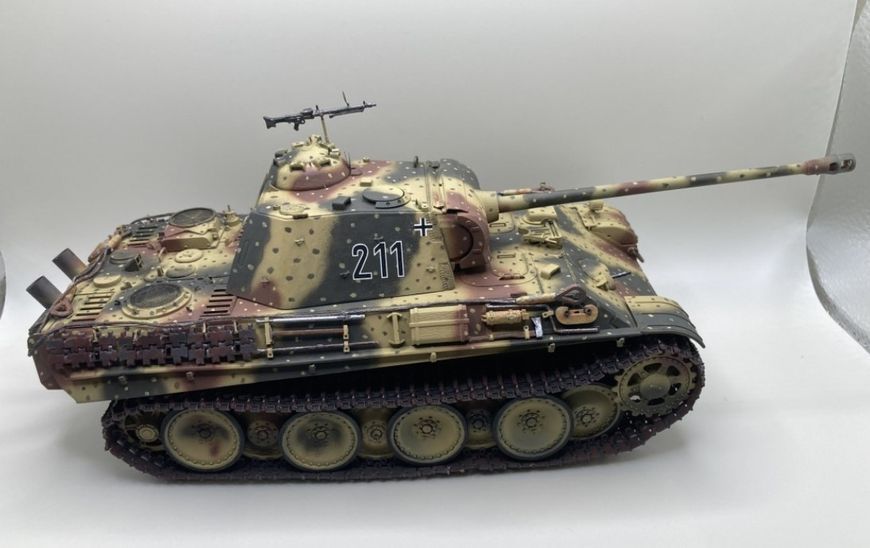Збірна модель 1/35 німецький танк Пантера AUSF.G ранній/пізній Rye Field Model RFM 5018 RM-5018 фото