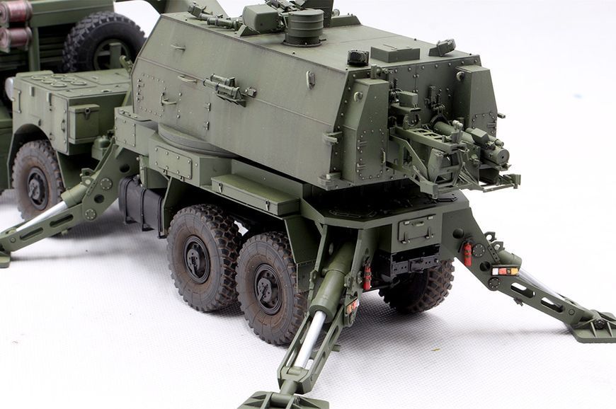 Современная самоходная гаубица 1/35 2С35-1 &laquo;Коалиция-СВ КШ&raquo; Trumpeter 01085 , сборная модель сау Трумпетер TR01085 фото