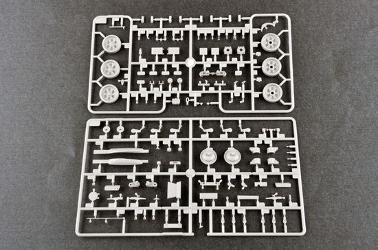 Советский основной боевой танк 1/35 Т-72Б1 (Контакт-1) Trumpeter 09555, сборная модель обт Трумпетер TR09555 фото