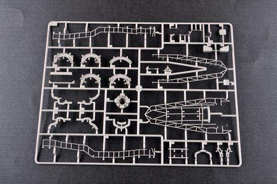 Советский ракетный комплекс 1/35 2П19 &laquo;Эльбрус&raquo; (Scud-A) Trumpeter 01024 , сборная модель пу отрк Трумпетер TR01024 фото